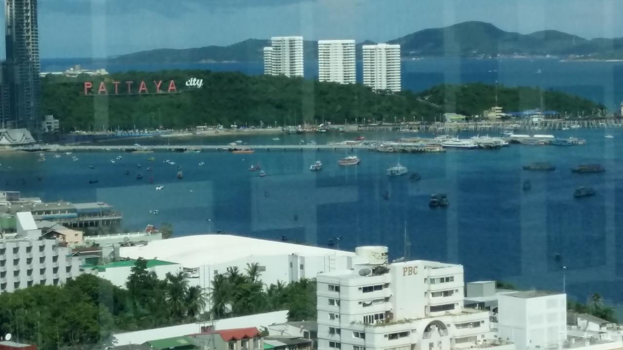 The Base Central Pattaya By Nkl Esterno foto